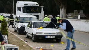 Manisa'da bir kişi, cenaze töreninde ağabeyi ile yengesini pompalı tüfekle yaraladı
