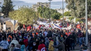 Tunus'un Cendube vilayetinde işçiler ve kamu çalışanları greve gitti