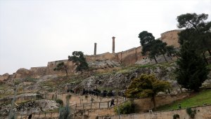 Urfa Kalesi gün yüzüne çıkarılıyor