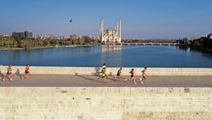 5 Ocak Adana Kurtuluş Yarı Maratonu tamamlandı