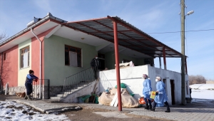 85 yaş ve üstündekilerin Kovid-19'a karşı aşılanmasının hızla tamamlanması planlanıyor