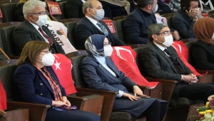 AK Parti'li Çam'dan, evlat nöbetindeki ailelere zafer işareti yapan HDP'li vekile tepki: