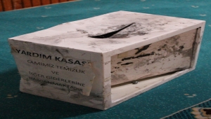 Amasya'da camilerden sadaka kutusu hırsızlığı güvenlik kameralarına yansıdı