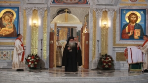 Balkan ülkelerindeki Ortodokslar Noel'i kutluyor