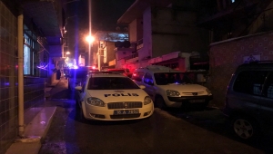 Bursa'da bir kişi yolda yürürken bıçaklı saldırı sonucu yaralandı