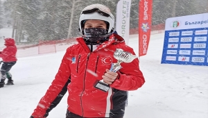 Ceren Reyhan Yıldırım FIS Slalom yarışlarında üçüncü oldu