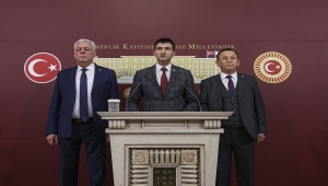 CHP'den üç milletvekili istifa etti