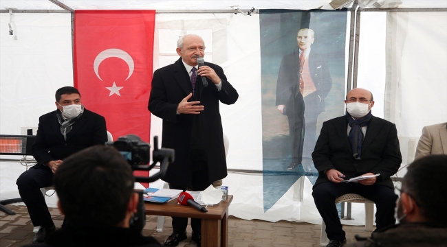 CHP Genel Başkanı Kılıçdaroğlu, Kırşehir'de gazetecilerin sorularını cevapladı