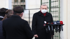 Cumhurbaşkanı Erdoğan, cuma namazının ardından gazetecilerin sorularını yanıtladı: 
