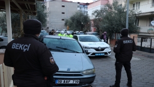 Denizli'de polisten kaçarken kazaya karışan ehliyetsiz sürücü yakalandı