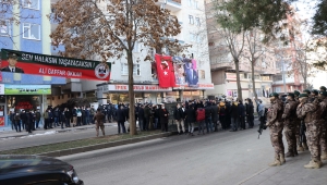Diyarbakır'da şehit edilen Gaffar Okkan ve polis memurları törenle anıldı