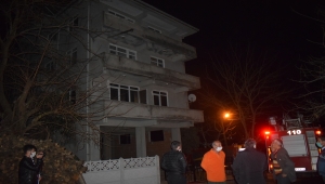 Düzce'de bir apartmanda çıkan yangın söndürüldü