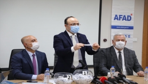 Elazığ'da depremzedeler için yapılan 676 konutun kurası çekildi