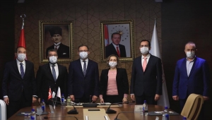 Gençlik ve Spor Bakanı Mehmet Muharrem Kasapoğlu, ekonomi muhabirlerini kabul etti