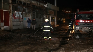 Kastamonu'da sanayi sitesindeki yangın kontrol altına alındı 