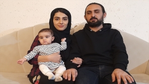 İran'da Azerbaycan Türkü aile, kızlarına Türkçe isim verebilmek için aylardır mücadele ediyor
