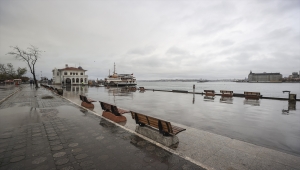 İstanbul sokaklarında kısıtlama sessizliği hakim