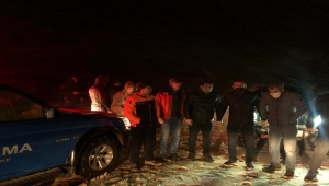 Kahramanmaraş'ta kar nedeniyle yaylada mahsur kalan 2 kişi kurtarıldı