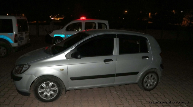 Kayseri'de polisten kaçan şüpheliler kovalamaca sonucu yakalandı