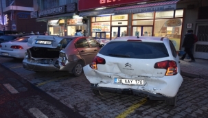 Kayseri İstasyon Caddesi zincirleme trafik kazası: 7 yaralı