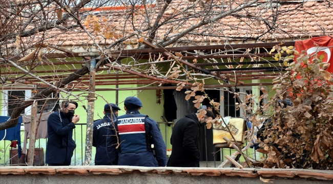 Kırıkkale'de evlerinde bir haftada 10 kez yangın çıkan aile endişeli 