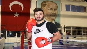 Milli boksör Mücahit İlyas yumruklarını olimpiyata hazırlıyor