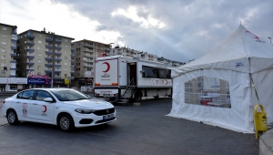 Randevu alarak sokağa çıkma kısıtlamasında kan bağışında bulundular 