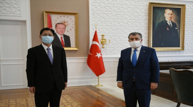 Sağlık Bakanı Koca, Çin'in Ankara Büyükelçisi Şaobin ile görüştü