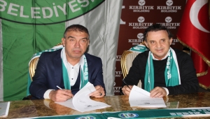 Serik Belediyespor, teknik direktör Suat Kaya ile anlaştı