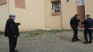 Sinop'ta 8. kattaki evinin balkonundan düşen kadın öldü