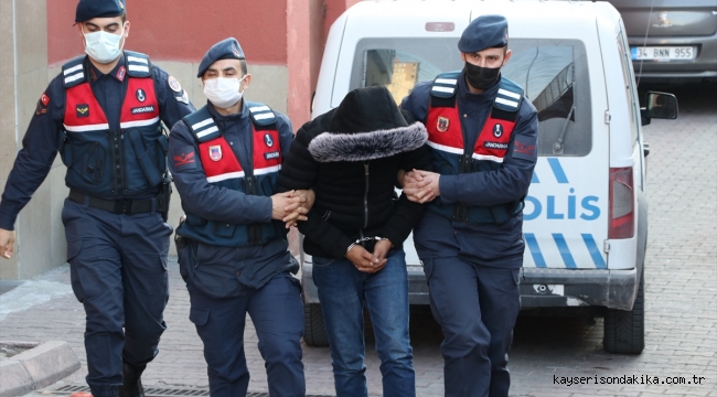 Son Dakika: Kayseri'de bağ evi ve villalardan hırsızlık yapan zanlı yakalandı