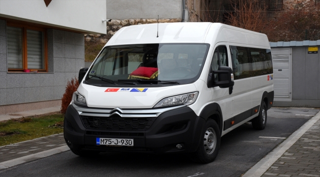 TDBB, Bosna Hersek'teki öğrenci yurduna minibüs hibe etti
