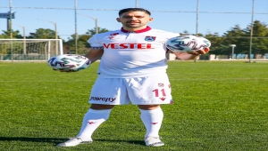 Trabzonspor, Anastasios Bakasetas ile 3,5 yıllık anlaşma sağladı