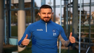 Adana Demirsporlu Kaan Kanak, "yarım kalan" Süper Lig'e yükselme hedefini tamamlamak istiyor: