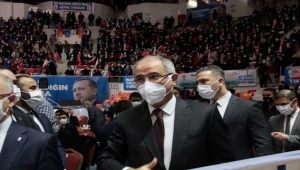 AK Parti İzmir Milletvekili Binali Yıldırım, partisinin Bursa 7. Olağan İl Kongresi'nde konuştu: