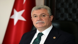 AK Parti'li Akbaşoğlu'ndan "yeni anayasa için dört aşamalı yol haritası" bulunduğu açıklaması: