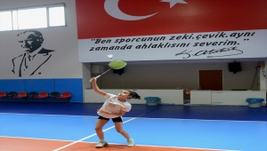 Antrenman için her gün 60 kilometre yolculuk yapan minik sporcuya bakanlıktan destek