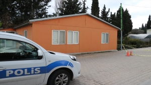 Buca Belediyesine ait binaya silahla ateş edildi