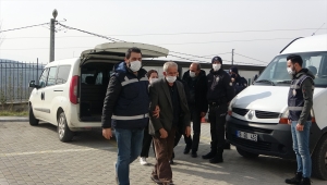 Bursa'da evde ölü bulunan kadının gözaltına alınan ağabeyi ve yengesi adliyede 