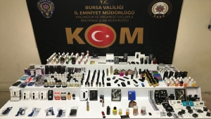 Bursa'da gümrük kaçağı elektronik sigara sattığı iddia edilen 4 şüpheli yakalandı
