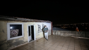 "Çay içerken" üstündeki çatı iki sokak öteye uçtu