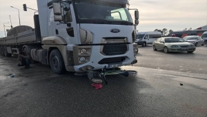 Düzce'de tırın çarptığı bisikletli hayatını kaybetti