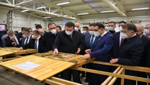 Enerji ve Tabii Kaynaklar Bakanı Dönmez, Söğüt'te altın kaynağı tespit edilen sahayı inceledi
