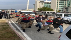 Gaziantep'te göçmen kaçakçısı 10 kişi tutuklandı