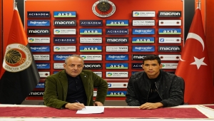 Gençlerbirliği, Brezilyalı forvet Sandro Lima'yı transfer etti