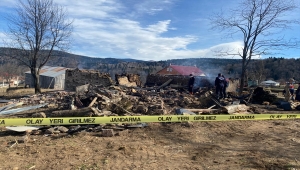 Giresun'da yangında ineğini kurtarmak isteyen kadın hayatını kaybetti