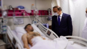 GÜNCELLEME - Şanlıurfa'da kavgaya müdahale eden iki polis tüfekle ateş açılması sonucu yaralandı