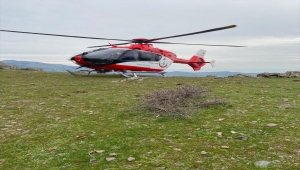 İzmir'de dağlık alanda düşerek yaralanan kadın hava ambulansıyla hastaneye kaldırıldı