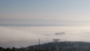 İzmit Körfezi'nde yoğun sis nedeniyle bazı arabalı vapur seferleri iptal edildi