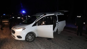 Kayseri'de polisten kaçan şüpheli yakalanınca taşıdığı uyuşturucuyu yuttu